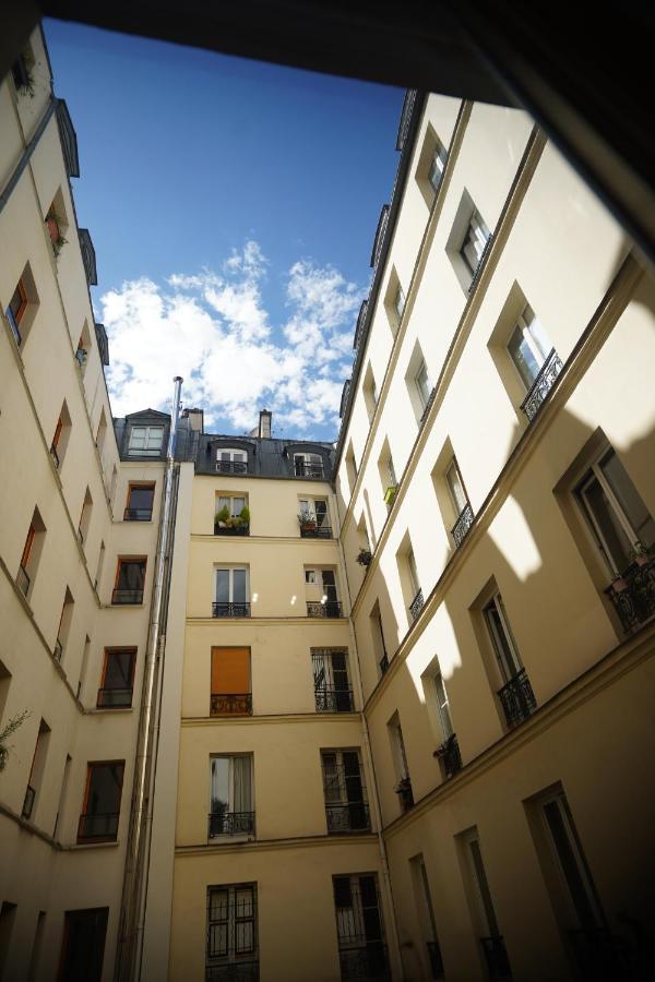 Charmant Studio Au Calme Et Bien Desservi París Exterior foto